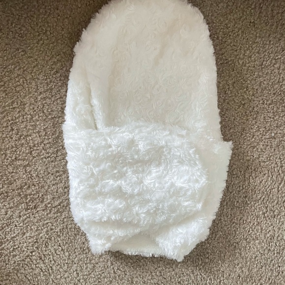 BABY GIRL BUNDLE: Newborn/ 0-3Months - Picture 5 of 12